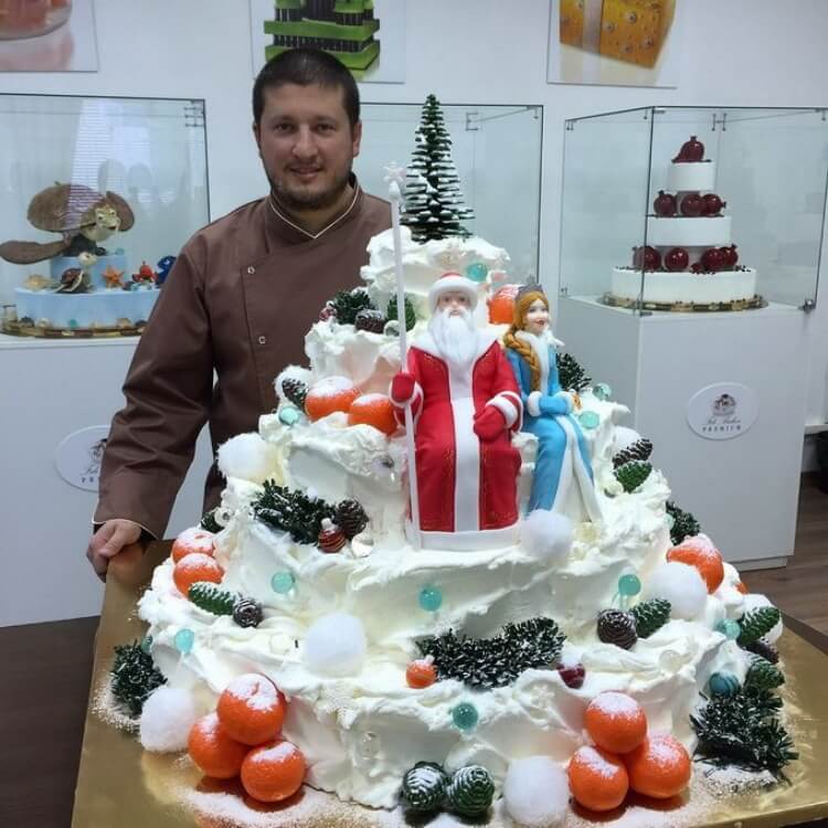 Самые сказочные торты от Рената Агзамова