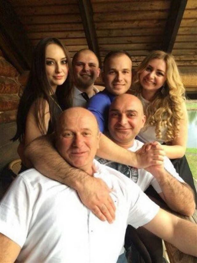 Ð¤Ð¾ÑÐ¾, Ðº ÐºÐ¾ÑÐ¾ÑÑÐ¼ Ð½ÑÐ¶Ð½Ð¾ Ð¿ÑÐ¸ÑÐ¼Ð¾ÑÑÐµÑÑÑÑ Ð´Ð²Ð°Ð¶Ð´Ñ, ÑÑÐ¾ Ð±Ñ Ð½Ðµ Ð±ÑÑÑ Ð¾Ð±Ð¼Ð°Ð½ÑÑÑÐ¼ ÑÐ¾Ð±ÑÑÐ²ÐµÐ½Ð½ÑÐ¼Ð¸ Ð³Ð»Ð°Ð·Ð°Ð¼Ð¸