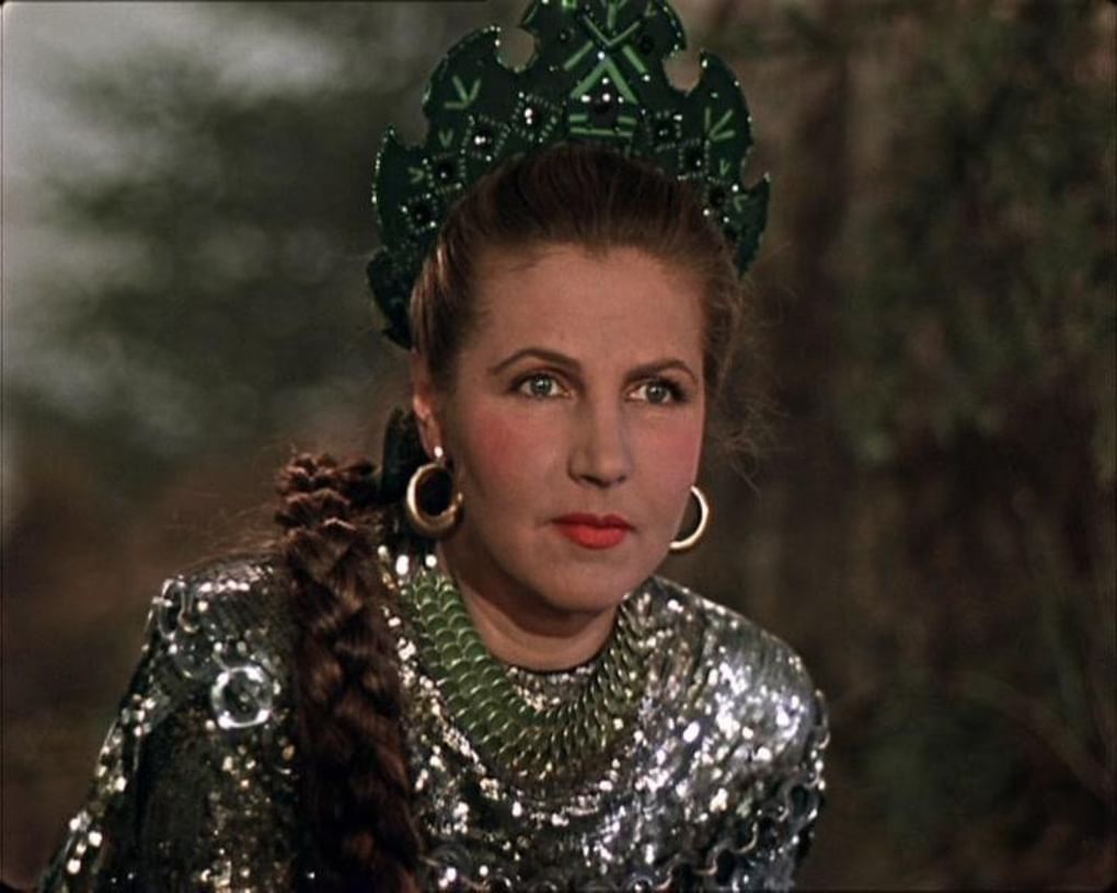 Её называли «советской Гретой Гарбо»: в этой старушке не признать первую красавицу СССР